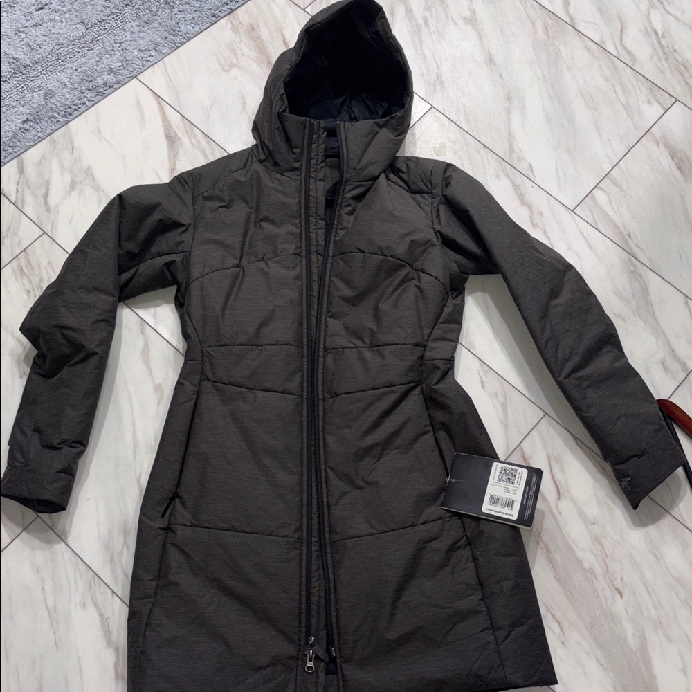 VGUC arcteryx ladies jacket - Picture 8 of 8
